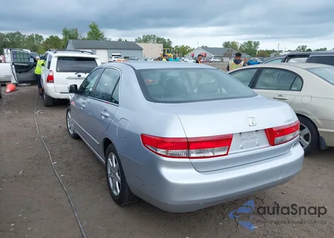 2003 Honda Accord 3.0 Ex z USA, uszkodzony, nr VIN 1HGCM66533A055825